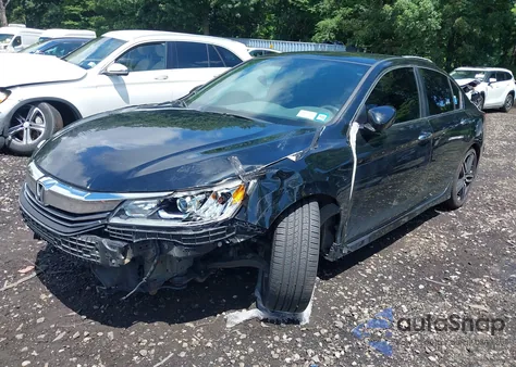 2017 Honda Accord Sport Se z USA, uszkodzony, nr VIN 1HGCR2F13HA281605